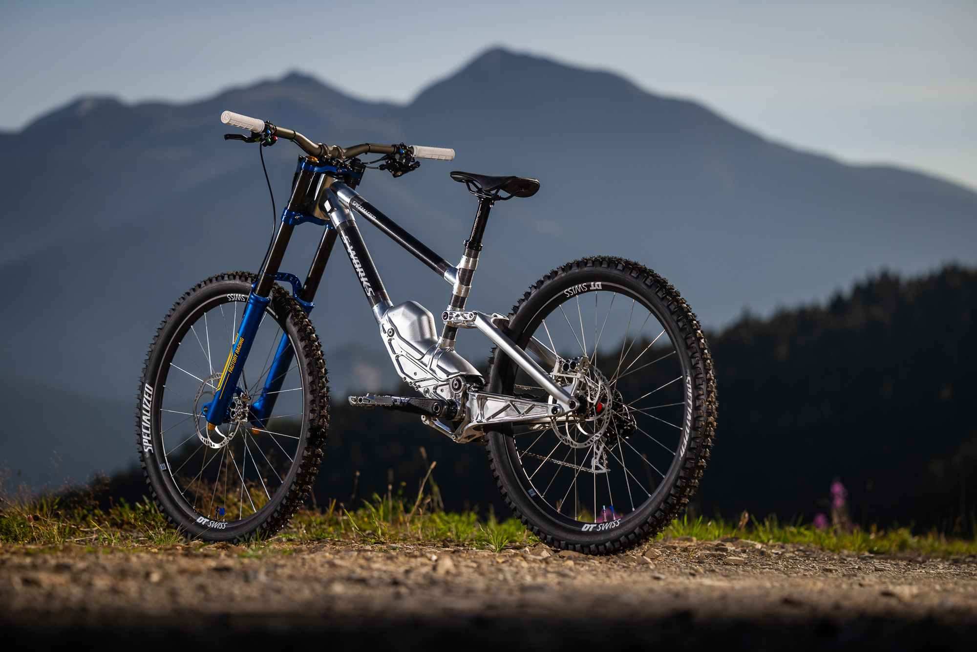Loic Bruni MT7 defend World Cup Overall